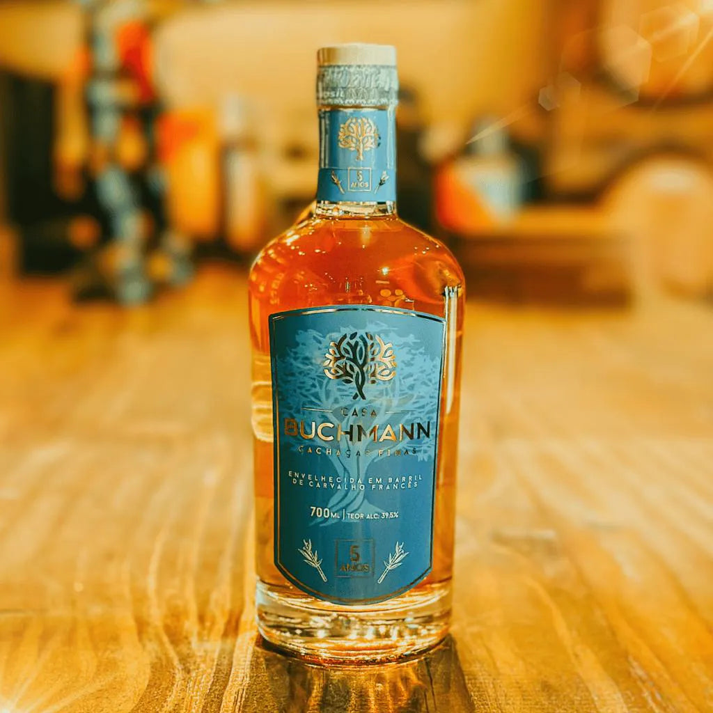 CACHAÇA ENVELHECIDA EM CARVALHO FRANCÊS 5 ANOS (700Ml)