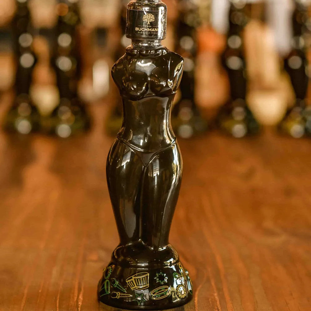 CACHAÇA MULATA ENVELHECIDA EM CARVALHO FRANCÊS 3 ANOS (700Ml)