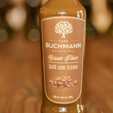 LICOR FINO COM SABOR DE CAFÉ COM CREME (700Ml)