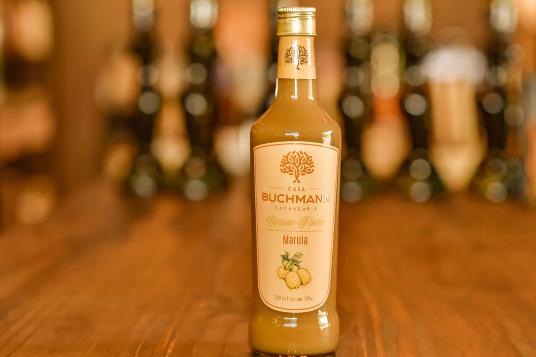 LICOR FINO COM SABOR DE MARULA (700Ml)