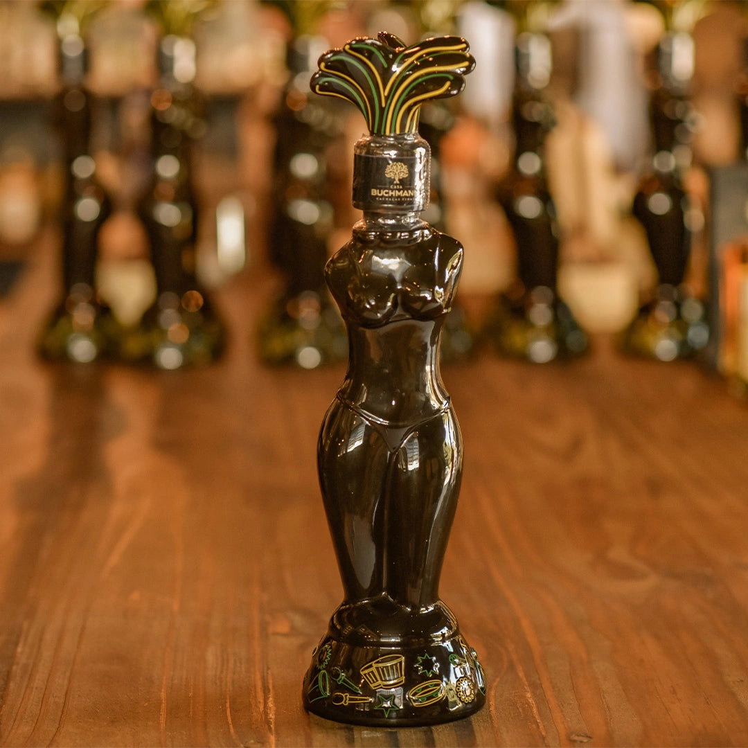 CACHAÇA MULATA ENVELHECIDA EM CARVALHO FRANCÊS 3 ANOS (700Ml)